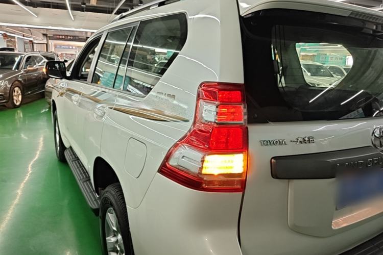 Used Toyota Prado 2016 2.7L Automatic Standard Edition Rear Left 45 Deg