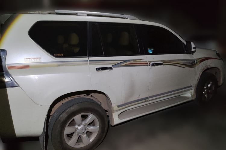 Used Toyota Prado 2016 2700 TX 7-Seater Middle East Version Rear Right 45 Deg