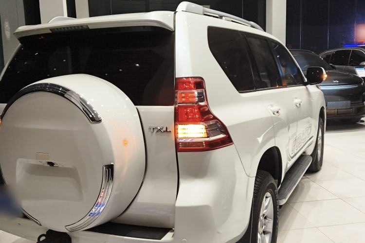 Used Toyota Prado 2016 2.7L Automatic Standard Edition Rear Right 45 Deg