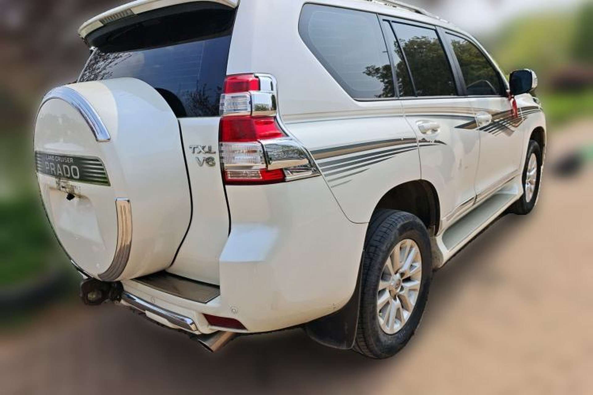 Used Toyota Prado 2016 2700 TX 7-Seater Middle East Version Rear Right 45 Deg