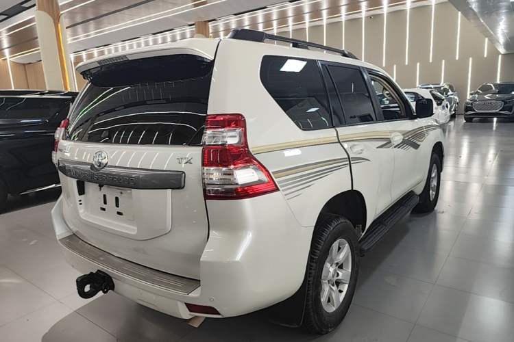 Used Toyota Prado 2016 2.7L Automatic Standard Edition Rear Right 45 Deg