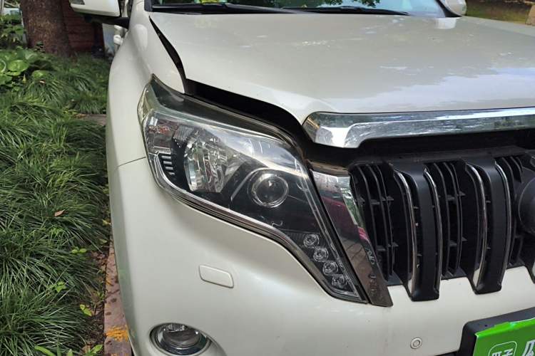 Used Toyota Prado 2016 2.7L Automatic Luxury Edition Right Front Headlight