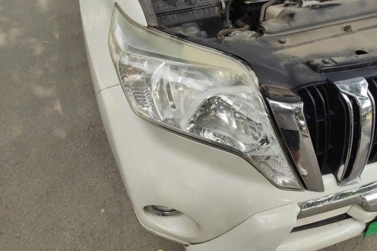Used Toyota Prado 2016 2.7L Automatic Standard Edition Right Front Headlight