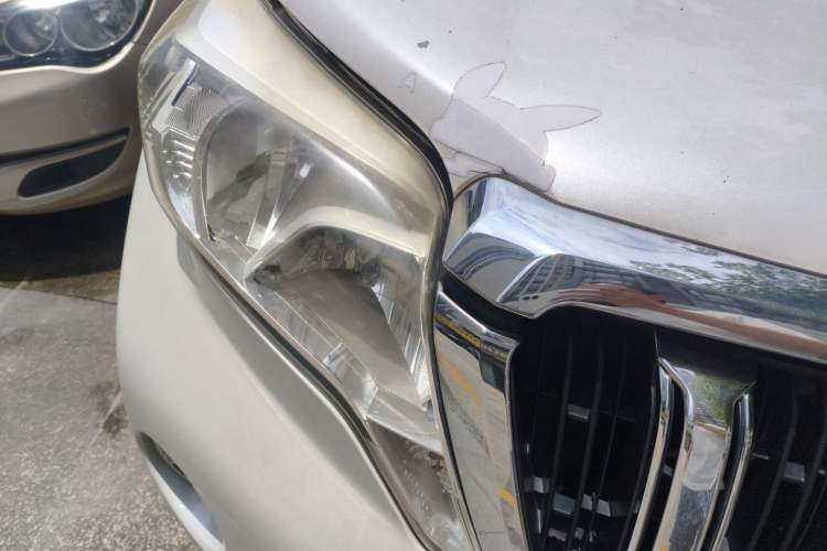 Used Toyota Prado 2016 2.7L Automatic Standard Edition Right Front Headlight