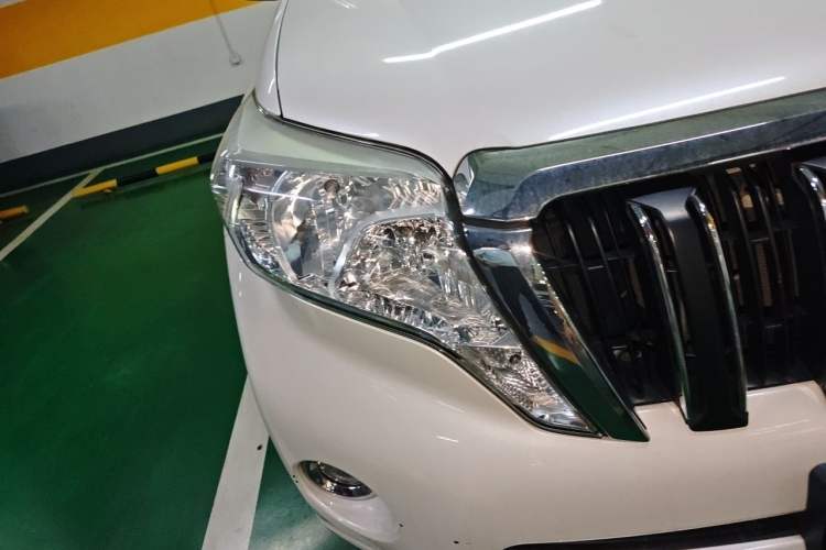 Used Toyota Prado 2016 2.7L Automatic Standard Edition Right Front Headlight