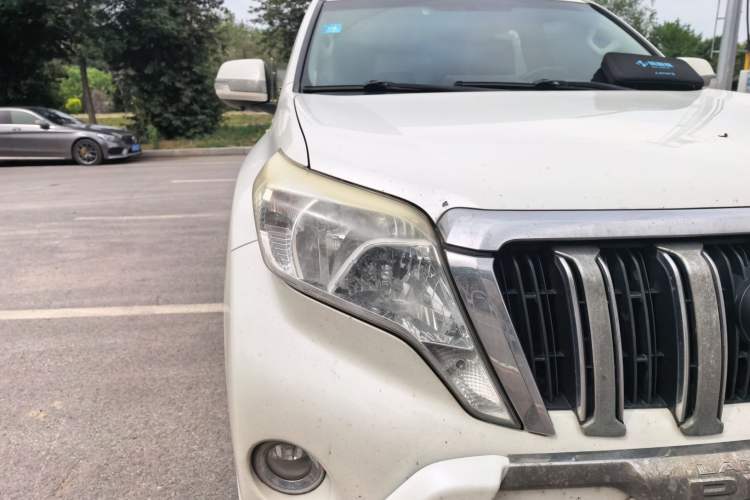 Used Toyota Prado 2016 2.7L Automatic Standard Edition Right Front Headlight