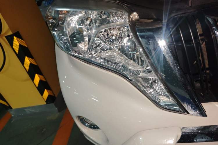 Used Toyota Prado 2016 2.7L Automatic Standard Edition Right Front Headlight