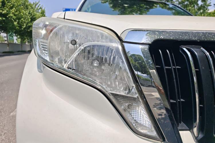 Used Toyota Prado 2016 2.7L Automatic Standard Edition Right Front Headlight