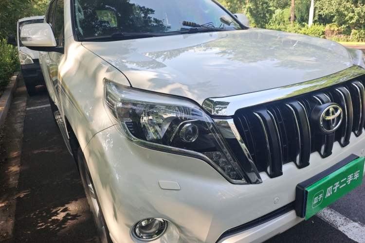 Used Toyota Prado 2016 3.5L Automatic TX-L NAVI Right Front Headlight