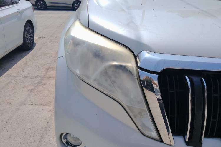 Used Toyota Prado 2016 2.7L Automatic Standard Edition Right Front Headlight