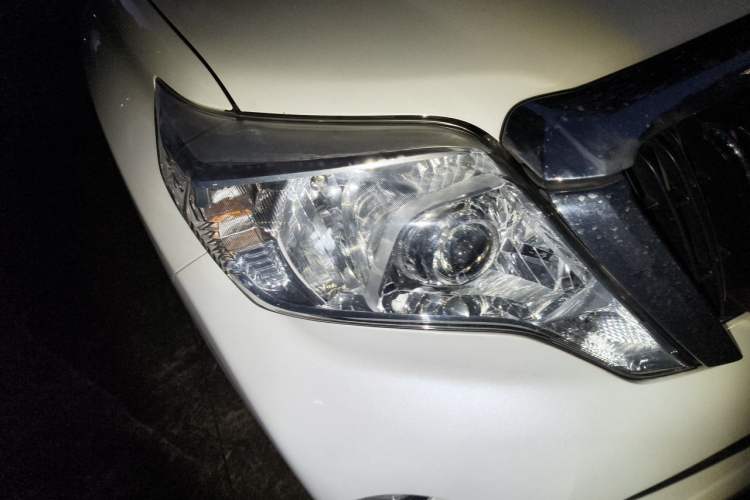 Used Toyota Prado 2016 2.7L Automatic Standard Edition Right Front Headlight