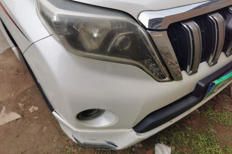 Used Toyota Prado  Right Front Headlight
