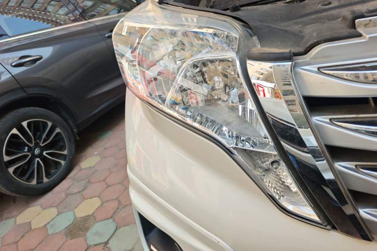 Used Toyota Prado 2016 2.7L Automatic Standard Edition Right Front Headlight
