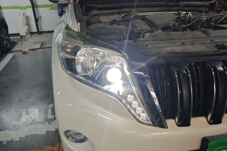 Used Toyota Prado 2016 2.7L Automatic Luxury Edition Right Front Headlight
