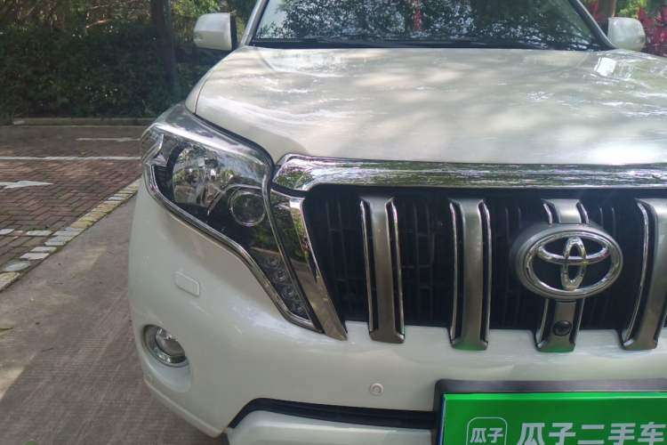 Used Toyota Prado 2016 3.5L Automatic VX NAVI Right Front Headlight