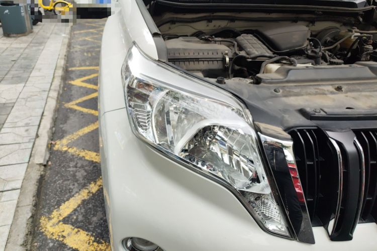 Used Toyota Prado 2016 2.7L Automatic Standard Edition Right Front Headlight