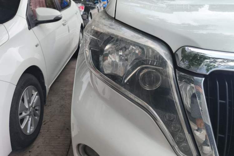 Used Toyota Prado 2016 4.0L 7-Seater Gasoline Middle East Version Right Front Headlight
