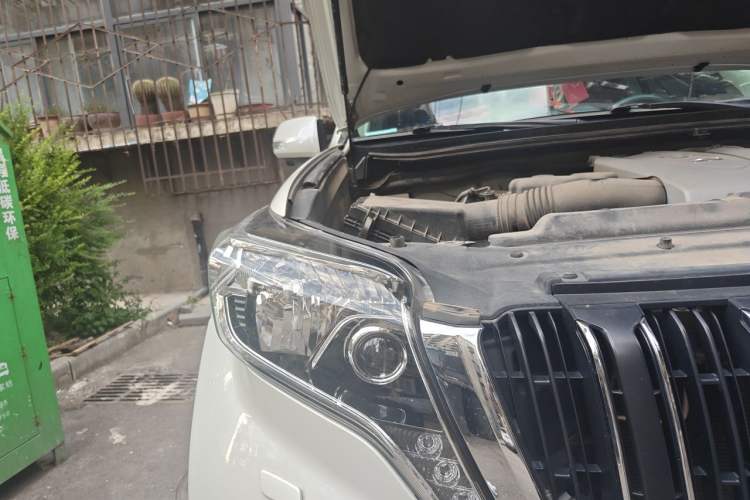 Used Toyota Prado 2016 3.5L Automatic TX-L Right Front Headlight