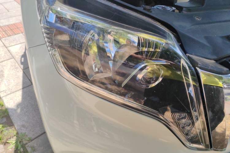 Used Toyota Prado 2016 2.7L Automatic Standard Edition Right Front Headlight