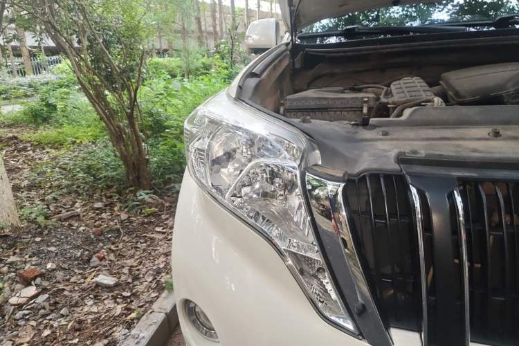 Used Toyota Prado 2016 2.7L Automatic Standard Edition Right Front Headlight