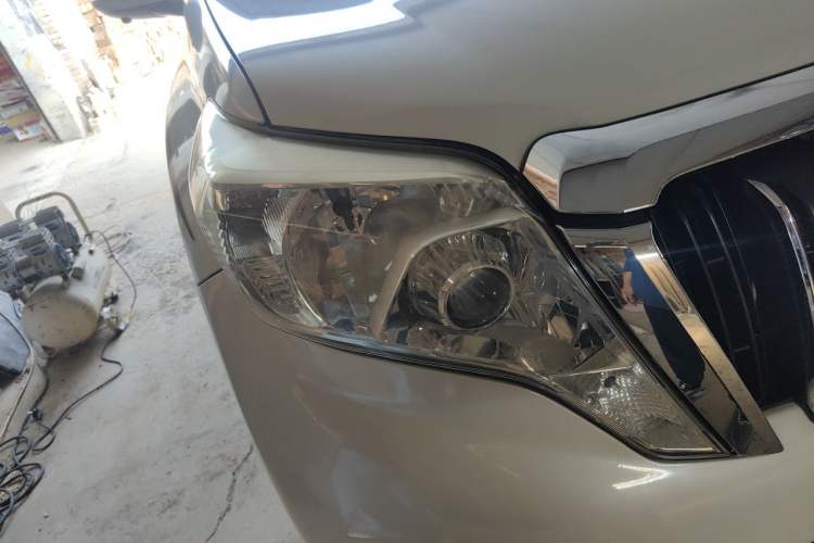Used Toyota Prado 2016 2.7L Automatic Standard Edition Right Front Headlight