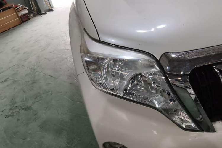 Used Toyota Prado 2016 2.7L Automatic Standard Edition Right Front Headlight