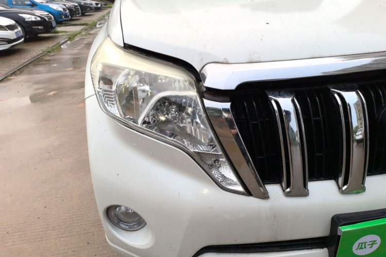 Used Toyota Prado 2016 2.7L Automatic Standard Edition Right Front Headlight
