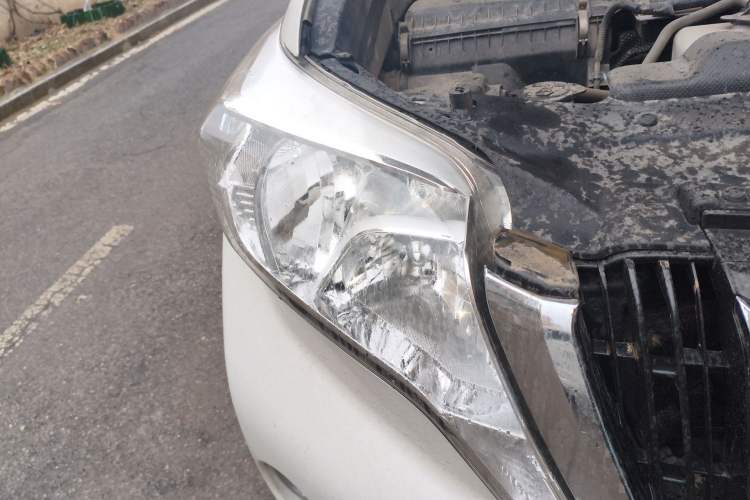 Used Toyota Prado 2016 2.7L Automatic Standard Edition Right Front Headlight