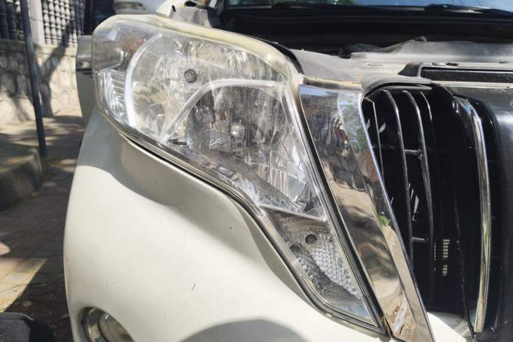 Used Toyota Prado 2016 2.7L Automatic Standard Edition Right Front Headlight
