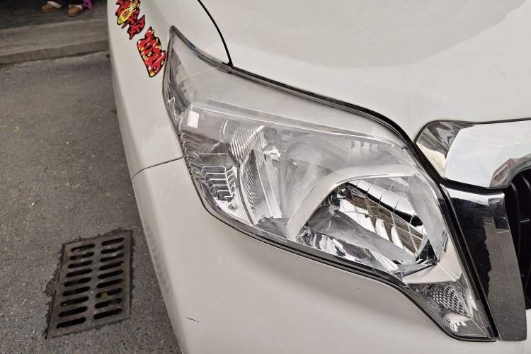Used Toyota Prado 2016 2.7L Automatic Standard Edition Right Front Headlight