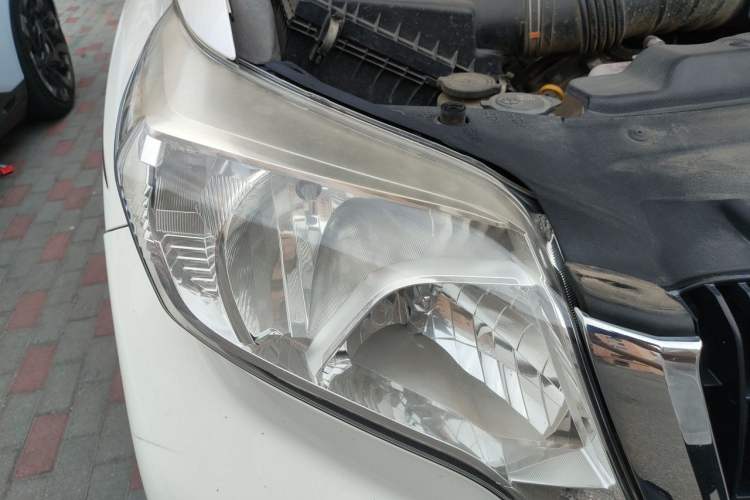 Used Toyota Prado  Right Front Headlight
