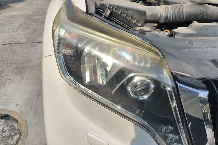 Used Toyota Prado 2016 3.5L Automatic TX-L Right Front Headlight
