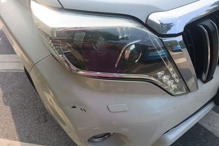 Used Toyota Prado 2016 2.7L Automatic Luxury Edition Right Front Headlight