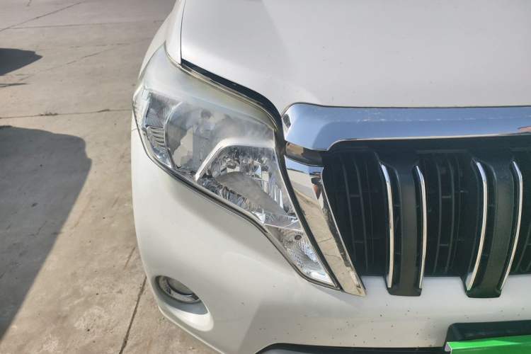 Used Toyota Prado 2016 2.7L Automatic Standard Edition Right Front Headlight