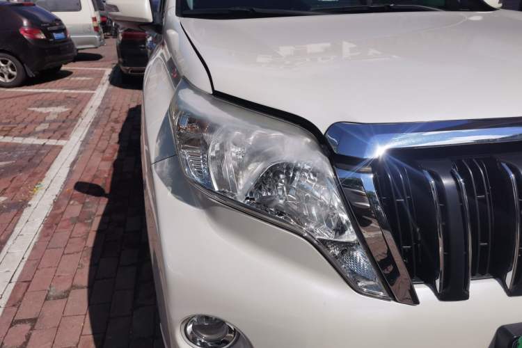 Used Toyota Prado 2016 2.7L Automatic Standard Edition Right Front Headlight