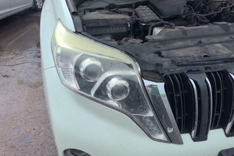 Used Toyota Prado 2016 2.7L Automatic Standard Edition Right Front Headlight