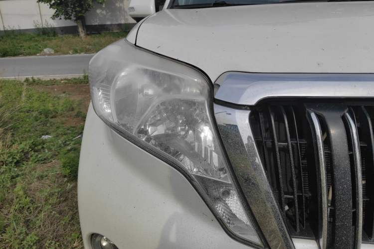 Used Toyota Prado 2016 2.7L Automatic Standard Edition Right Front Headlight