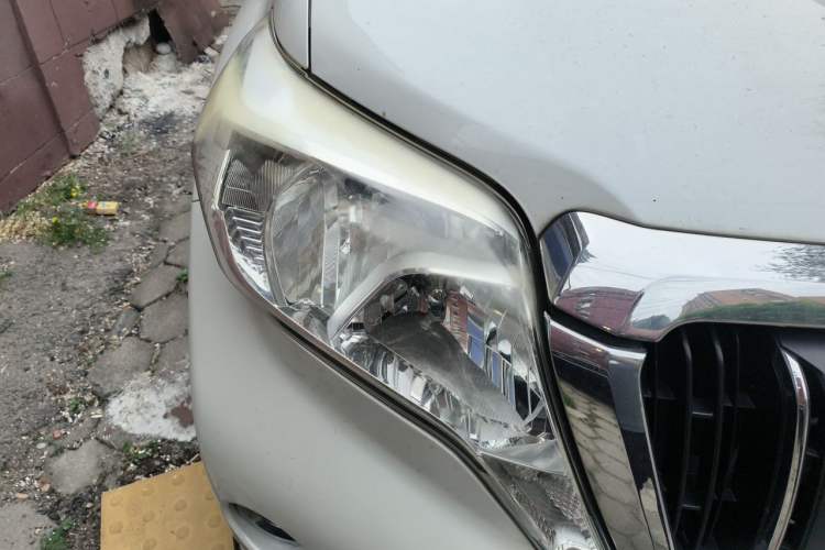 Used Toyota Prado 2016 2.7L Automatic Standard Edition Right Front Headlight