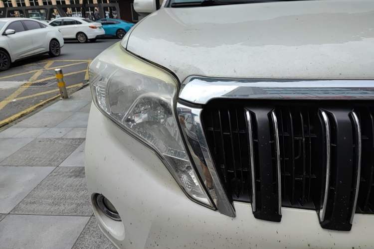 Used Toyota Prado 2016 2.7L Automatic Standard Edition Right Front Headlight