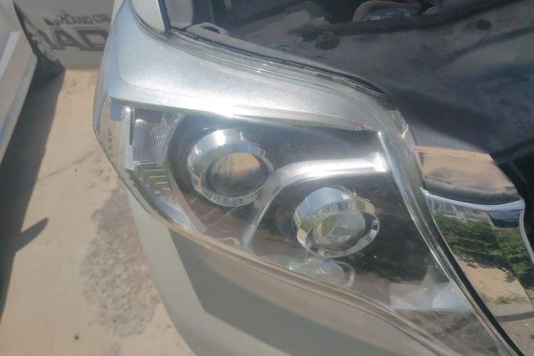 Used Toyota Prado 2016 2.7L Automatic Standard Edition Right Front Headlight