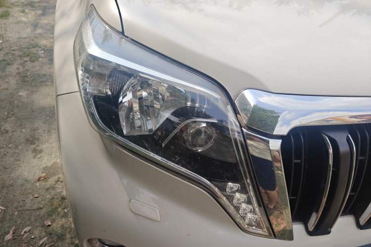 Used Toyota Prado 2016 3.5L Automatic TX-L NAVI Right Front Headlight