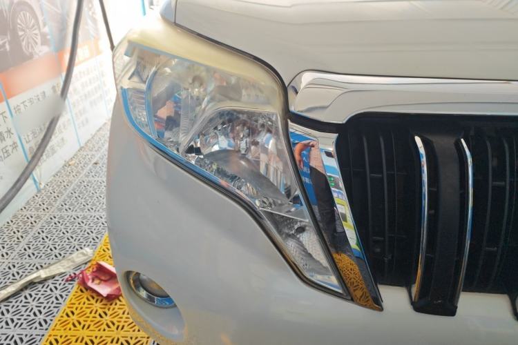 Used Toyota Prado 2016 2.7L Automatic Standard Edition Right Front Headlight