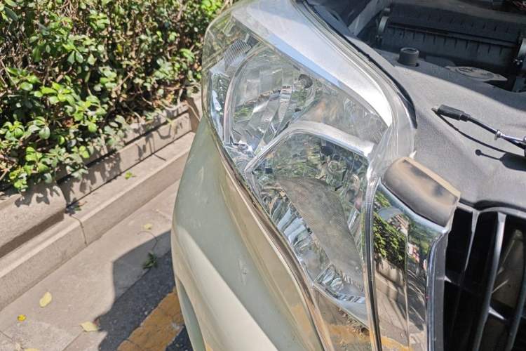Used Toyota Prado  Right Front Headlight