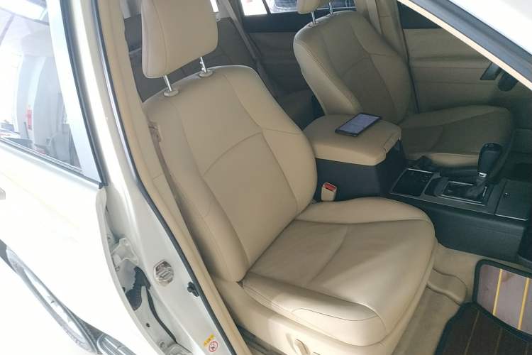 Used Toyota Prado 2016 2.7L Automatic Standard Edition Right Front Seat