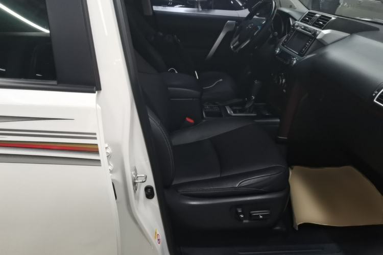 Used Toyota Prado 2016 3.5L Automatic VX NAVI Right Front Seat