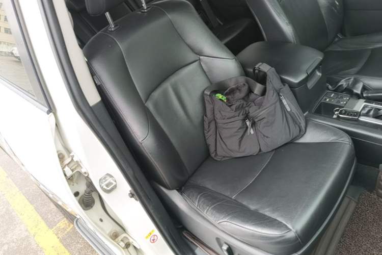 Used Toyota Prado 2016 3.5L Automatic TX-L Right Front Seat