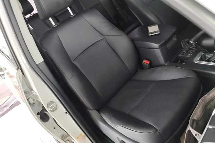 Used Toyota Prado 2016 2.7L Automatic Luxury Edition Right Front Seat