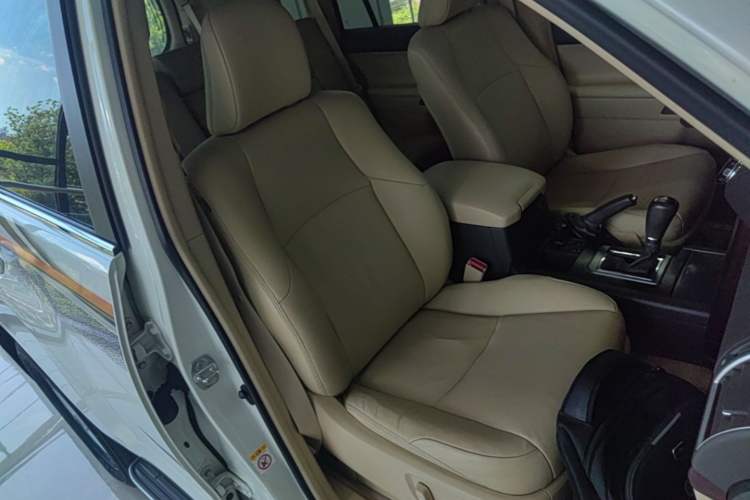Used Toyota Prado 2016 3.5L Automatic TX-L NAVI Right Front Seat