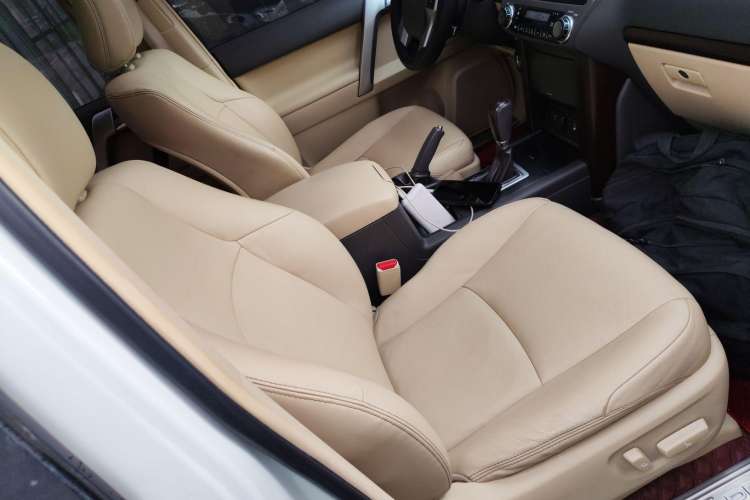 Used Toyota Prado 2016 3.5L Automatic TX-L Right Front Seat