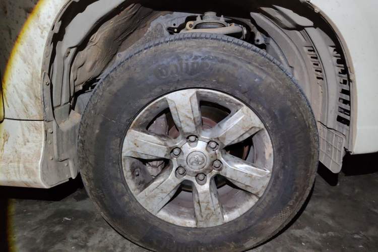 Used Toyota Prado 2016 2700 TX 7-Seater Middle East Version Right Front Wheel Hub
